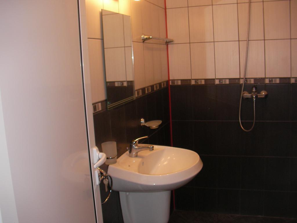Adonai Apartments Nesebar Exterior foto